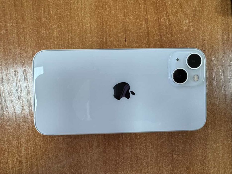 iPhone 13, 128 GB, ідеальний стан, батарея 83% + подарунки