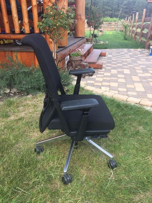 Fotel biurowy Haworth model comforto 59