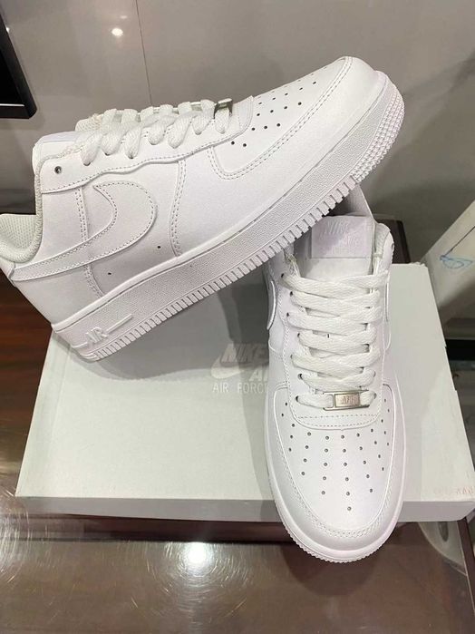 Buty meskie Mokasyny Nike_Air_Force_1_Low '07_Biały R.44
