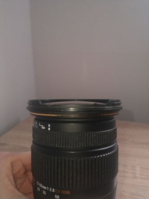 Sigma 17-50 2.8 z filtrem uv