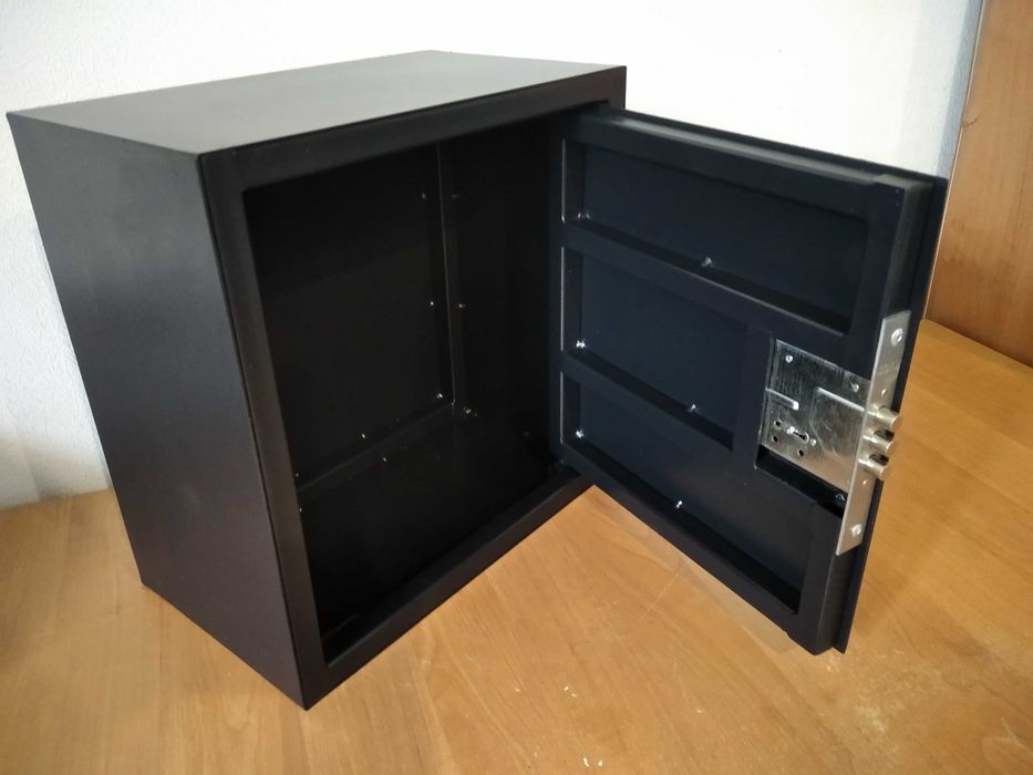 купить сейф для оружия с производства від офісних і для дому 140х20х20