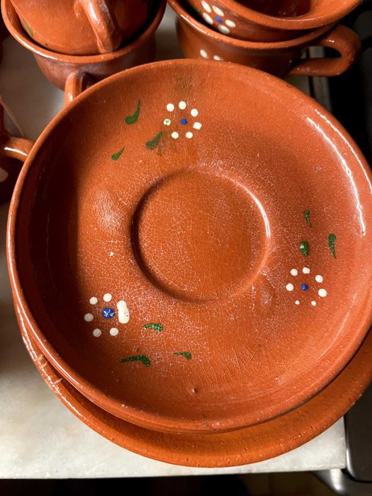 Conjunto de loiça de café e shots em barro