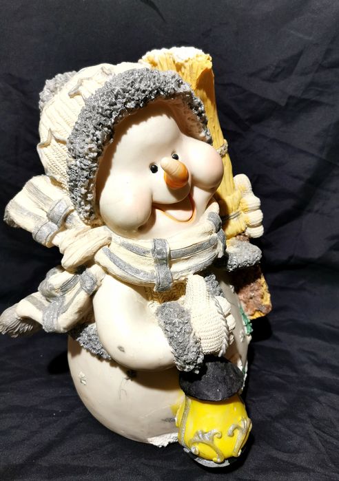 Снеговик и дед Мороз