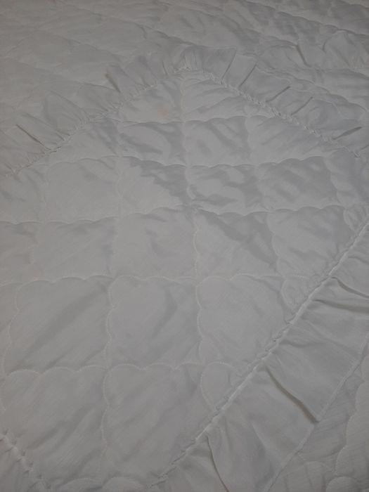 Colcha de cama + 2 fronhas branca64585046113155122