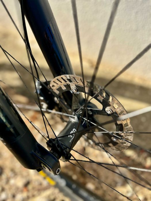 E-Bike MTB Enduro M1 6.0, muito bom estado, modelo 2025