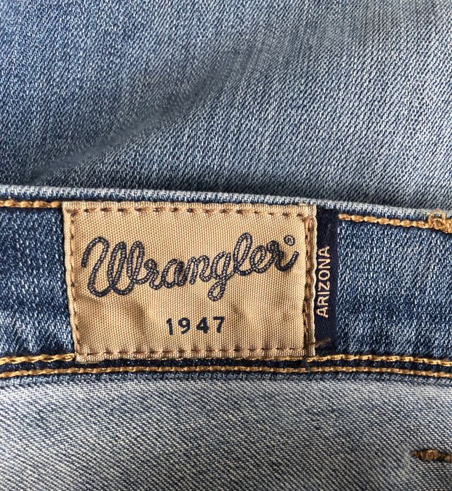 Jeansy Wrangler Arizona