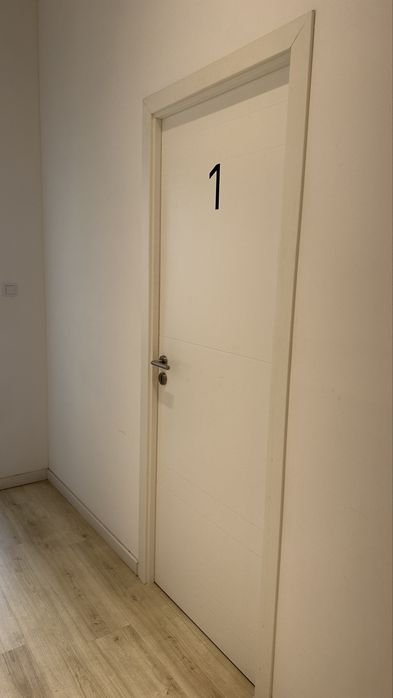 Alugo gabinete de estética.