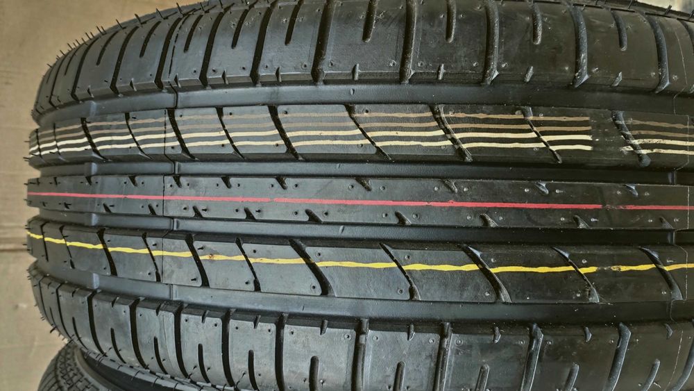 Шини  205/55R16 Bridgestone. Франція