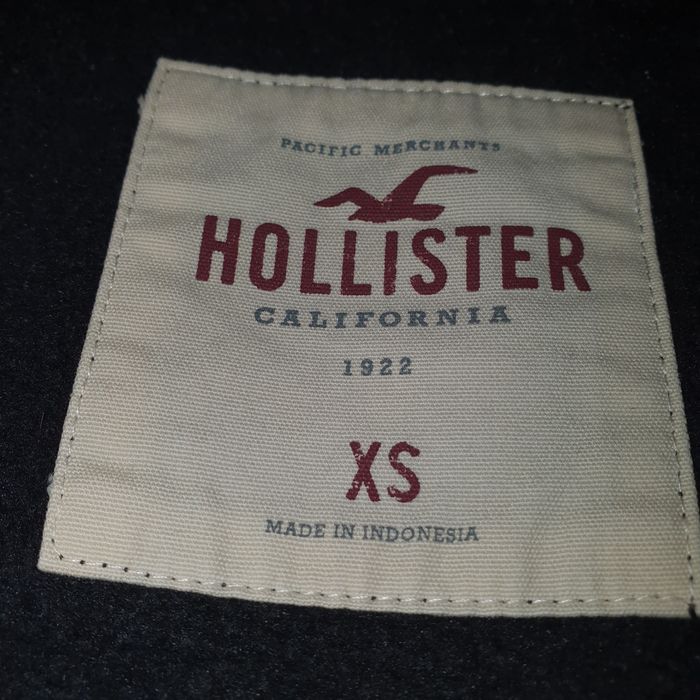 Bluza z długim rękawem Hollister, czarna, rozmiar S z Tygrysem