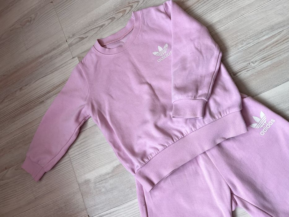 Костюм на дівчинку