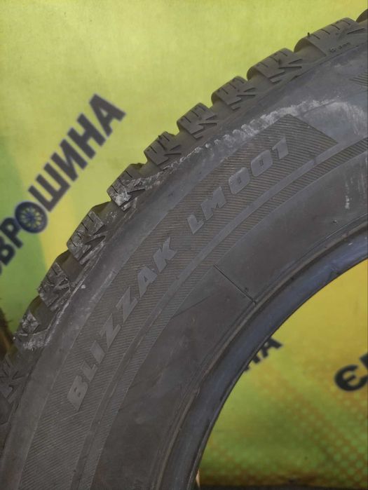 Шини Bridgestone BlizzakLM001 215/65R17 Пара Зимові Б/у Склад Оригінал