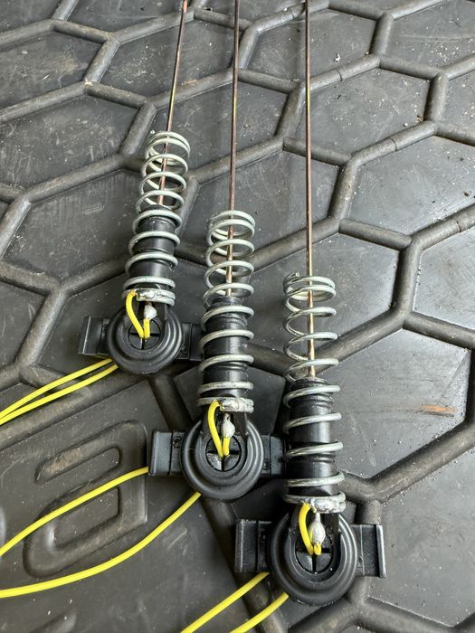 Вуса на дрони ( замикачі )