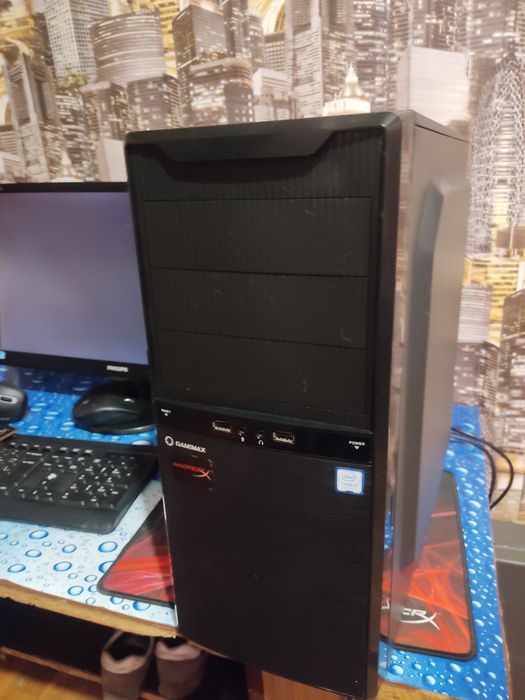 Игровой ПК в  хорошем состоянии i5 8500 6/6  Vega 64 8gb  16ddr4
