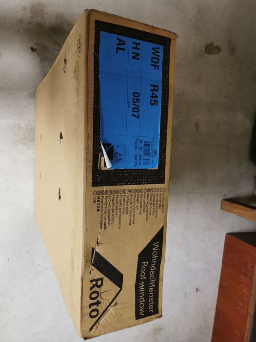 Janela de Sótão ROTO WDF R8 com estore (780x540)