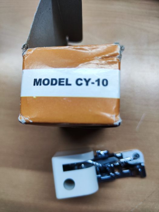 Продам оверлочну лапку з боковим ножем для обрізки краю CY-10