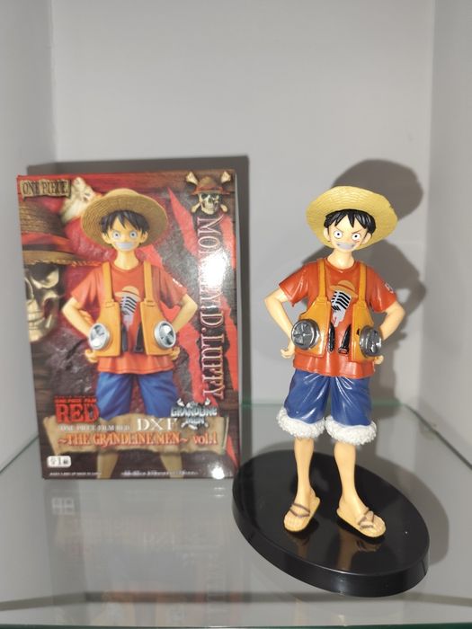 Figuras de One Piece novas com caixa