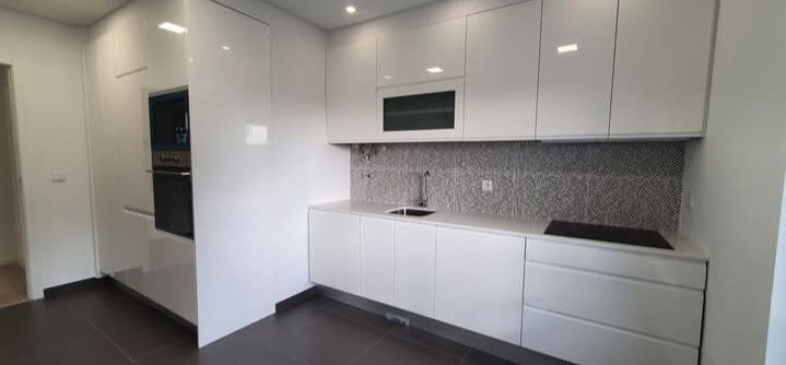 Apartamento t3, Santa bárbara