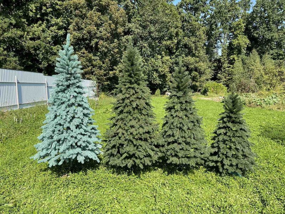 Новогодняя литая ель Смерека. Новорічна лита ялинка