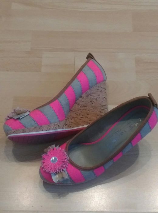 Buty ,buty na koturnie , koturny, na lato, w paski ,Tamaris 39.