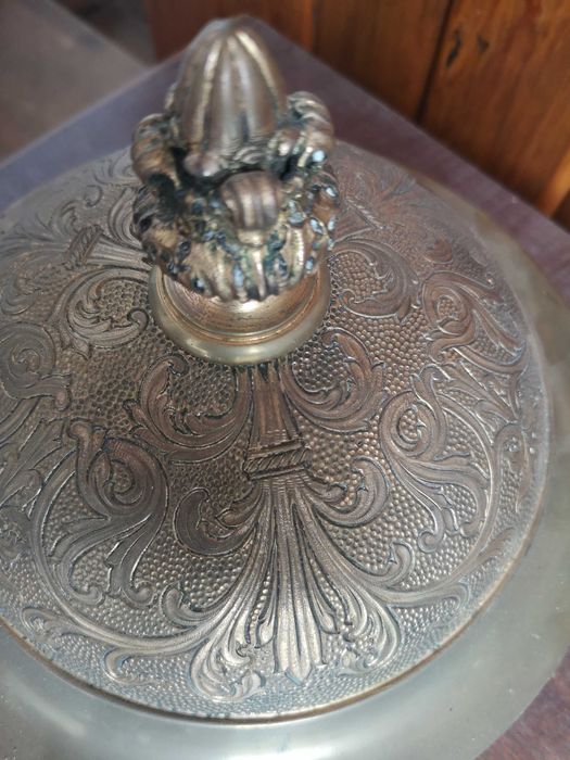 lamparina de igreja em cobre