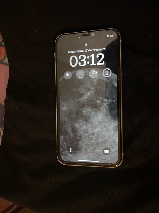 Apple iPhone 11 (usado)