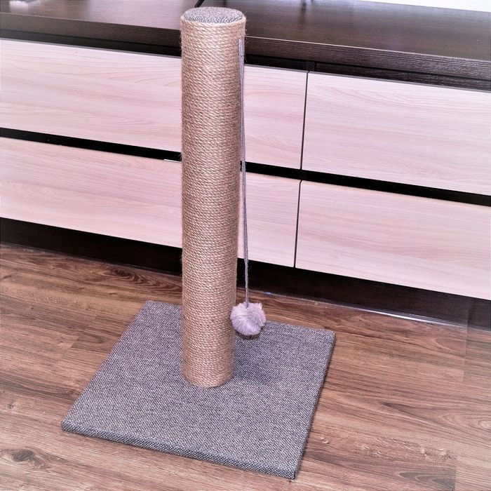 Стійка та надійна Кігтеточка .товстий стовп,широка  основа,когтеточка