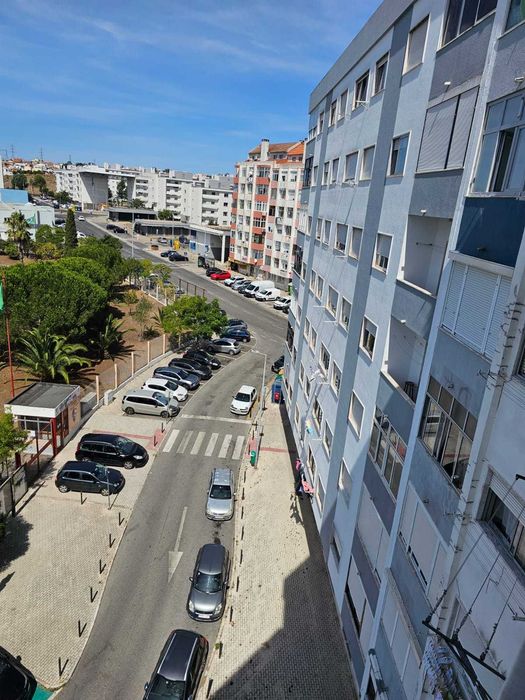 T2 Amadora, com vista panorâmica