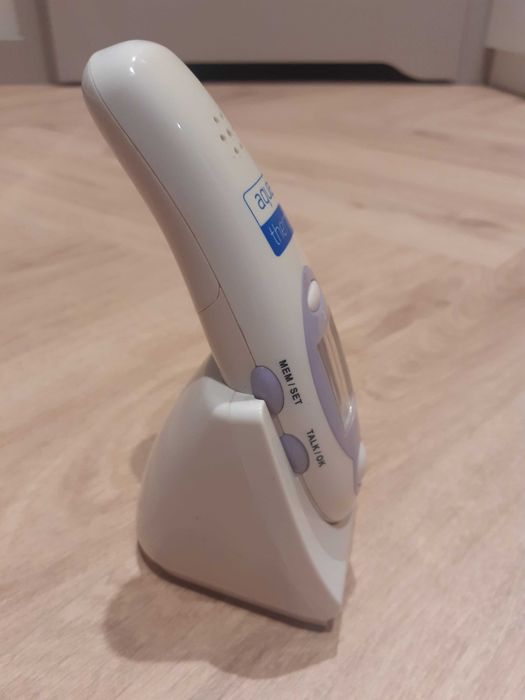 Bezdotykowy termometr elektroniczny ucho czoło