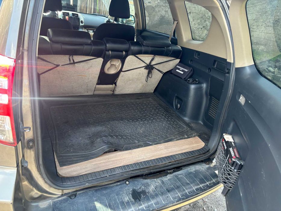 Toyota Rav4 USA 2,5 LPG OffRoad wyciągarka