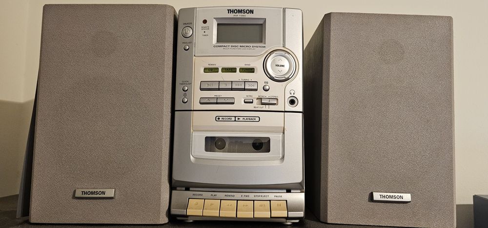Aparelhagem Thomson – Rádio, CD e Cassete