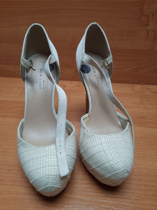 Czółenka na obcasie nude 38 szpilki slubne