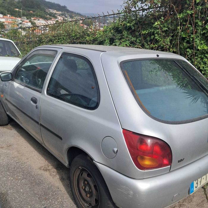 Ford Fiesta para peças