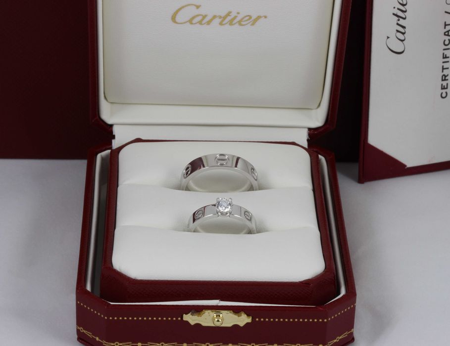 Золотое кольцо с бриллиантом- 0,51ct Cartier LOVE SOLITAIRE