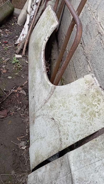 Оригінальне скло до автомобіля Трабант.