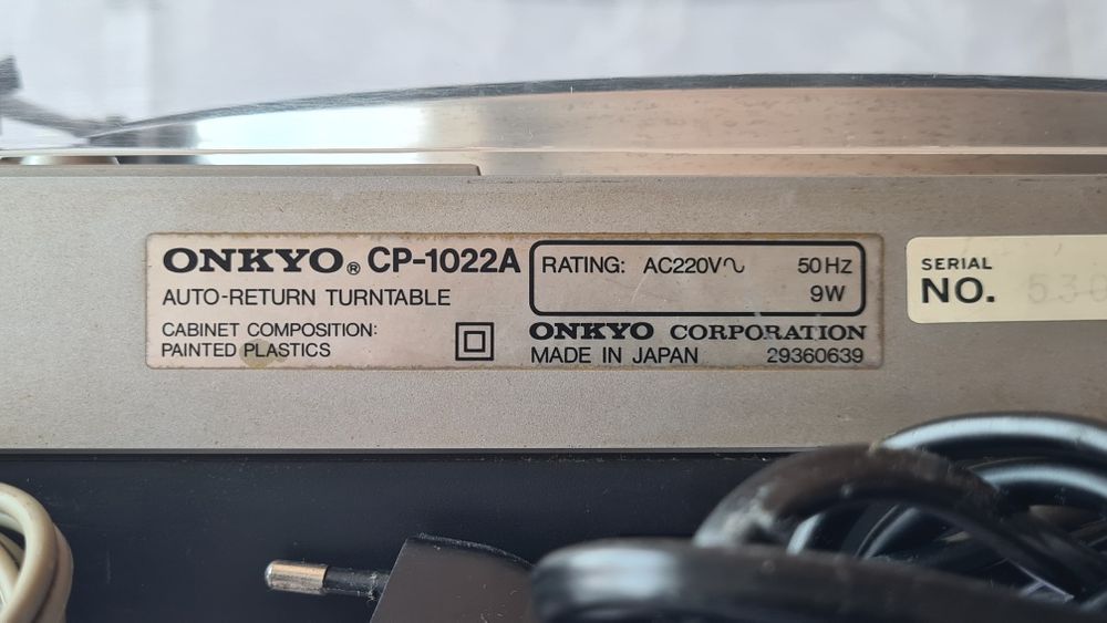 Gira Discos ONKYO CP 1022A