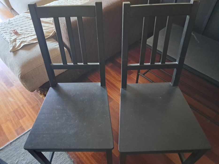 Mesa jantar extensível + 4 cadeiras