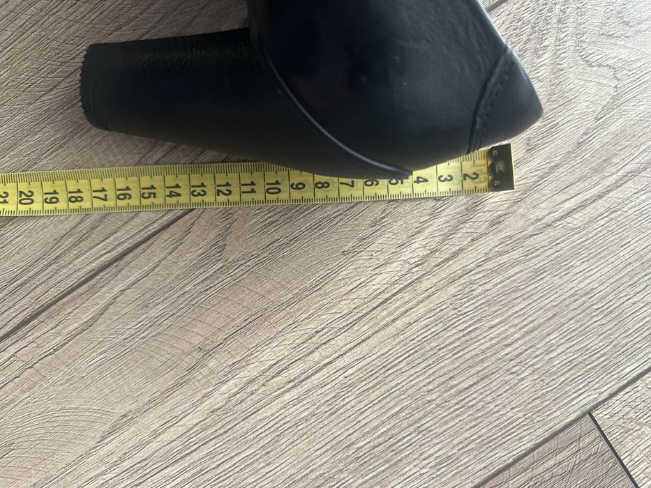 Czarne Szpilki Ecco 41 Czółenka Sculptured 75