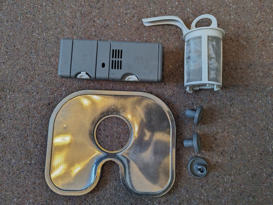 Części do zmywarki Elektrolux ESL67050 - grzałka