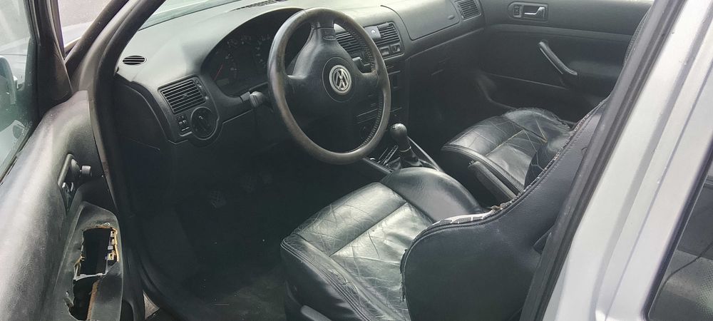 Vw Golf IV 1.9 Tdi Highline 130cv — photo 3