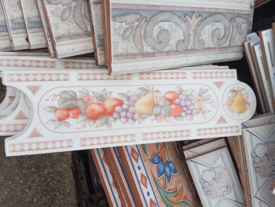 Azulejos, barras, rodapé