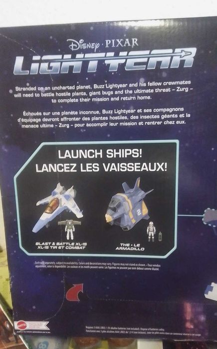 Buzz Lightyear – Ultimate Star Command Base | 40+ sons e luzes | 90 cm