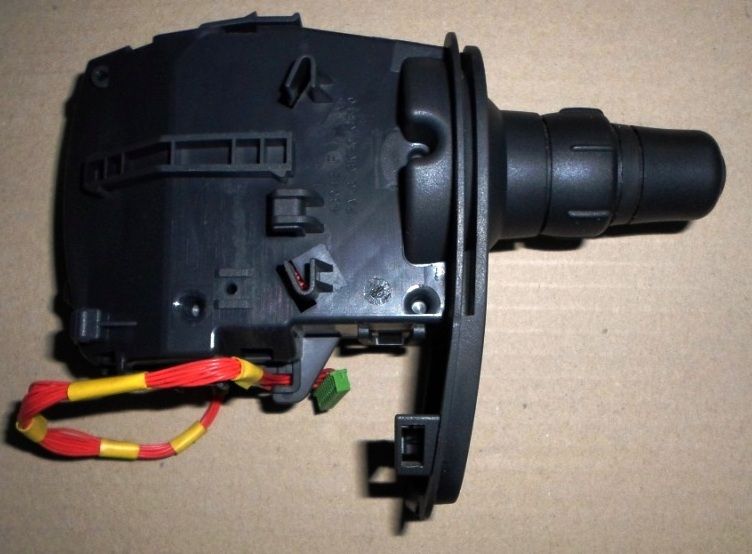 Підрульовий перемикач світла двірників фар Renault Kangoo Рено Кенго 2