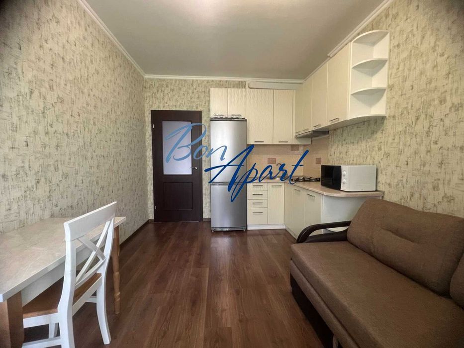 Оренда 1к., ЖК Кришталеві Джерела, Метрологічна, 18000 грн.