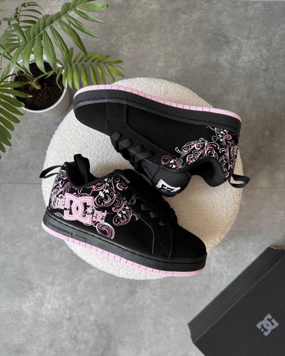 Жіночі кросівки DC Court Graffik "Black Pink Sabbath" Розміри 36-41