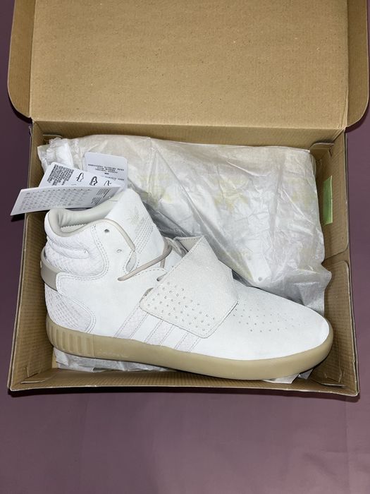 Wyprzedaż  Super cena obuwie męskie Adidas Tubular Invader Strap.