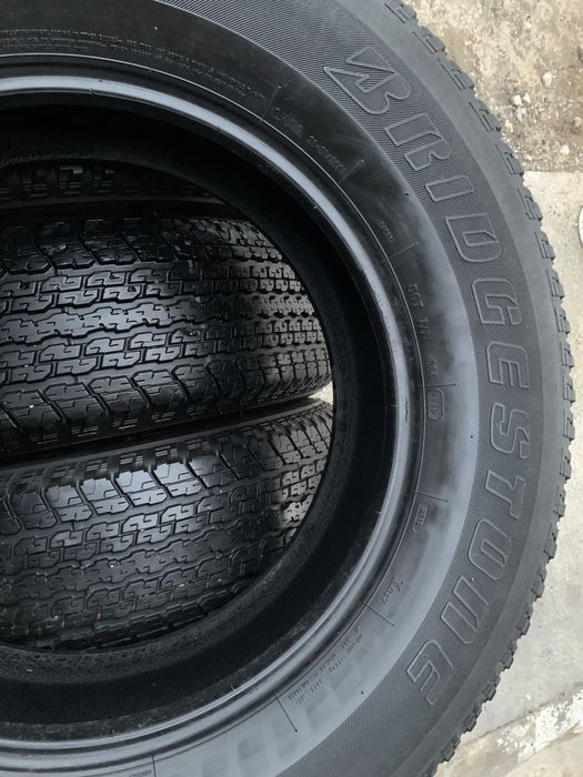 255/70r18 wielosezon bridgestone