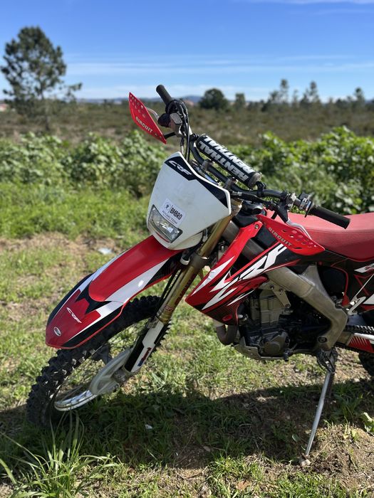 CRF450 matriculada e com documentos