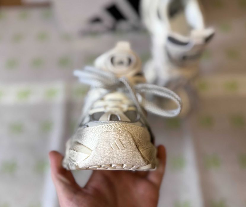 Кроссовки Adidas Vento XLG Runner Deluxe Sail Grey/Core White/Off White/Кросівки Жіночі Адідас Венто Dirty / Silver