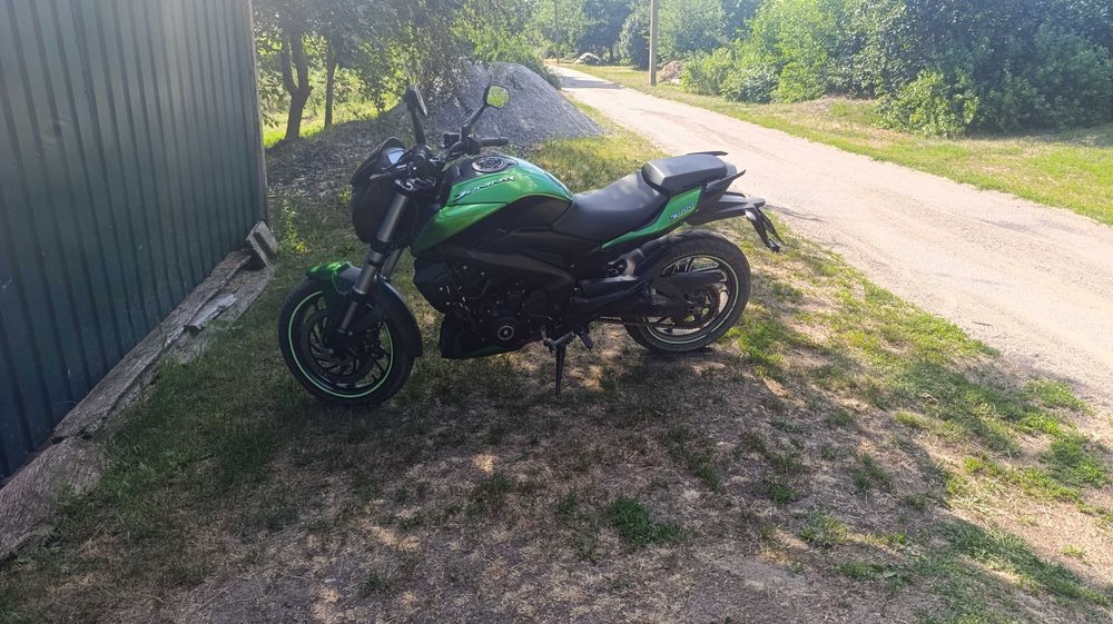 Badjaj Dominar 400