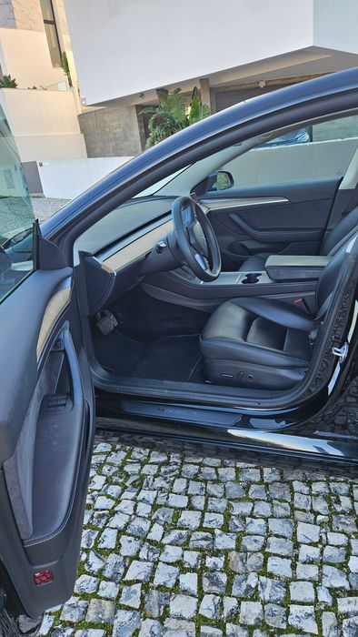 Tesla Model 3 Long Range AWD Dual Motor